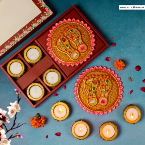 Sparkling Diwali Decor and Diyas - Image 3