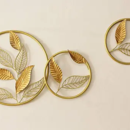 Stylish Metal Wall Art: Set of 3 Circles with Gold Leaves